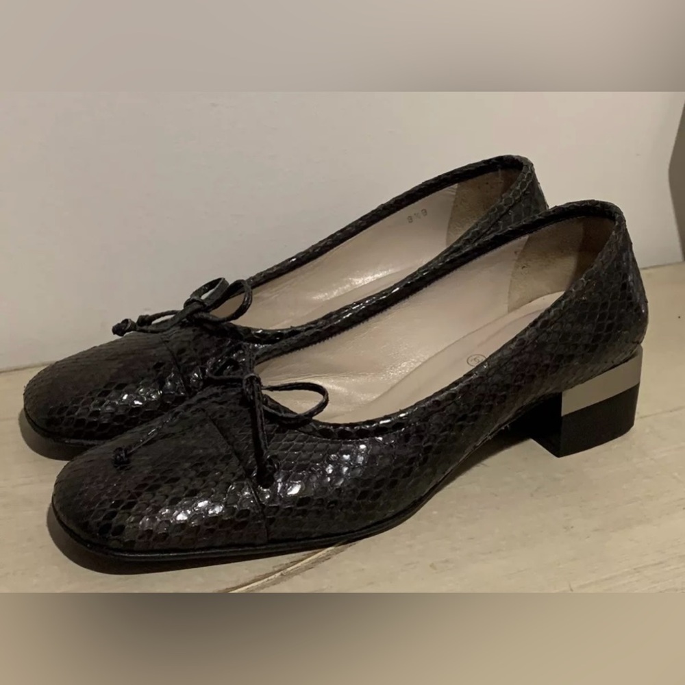 Chanel Python Pumps - image 1